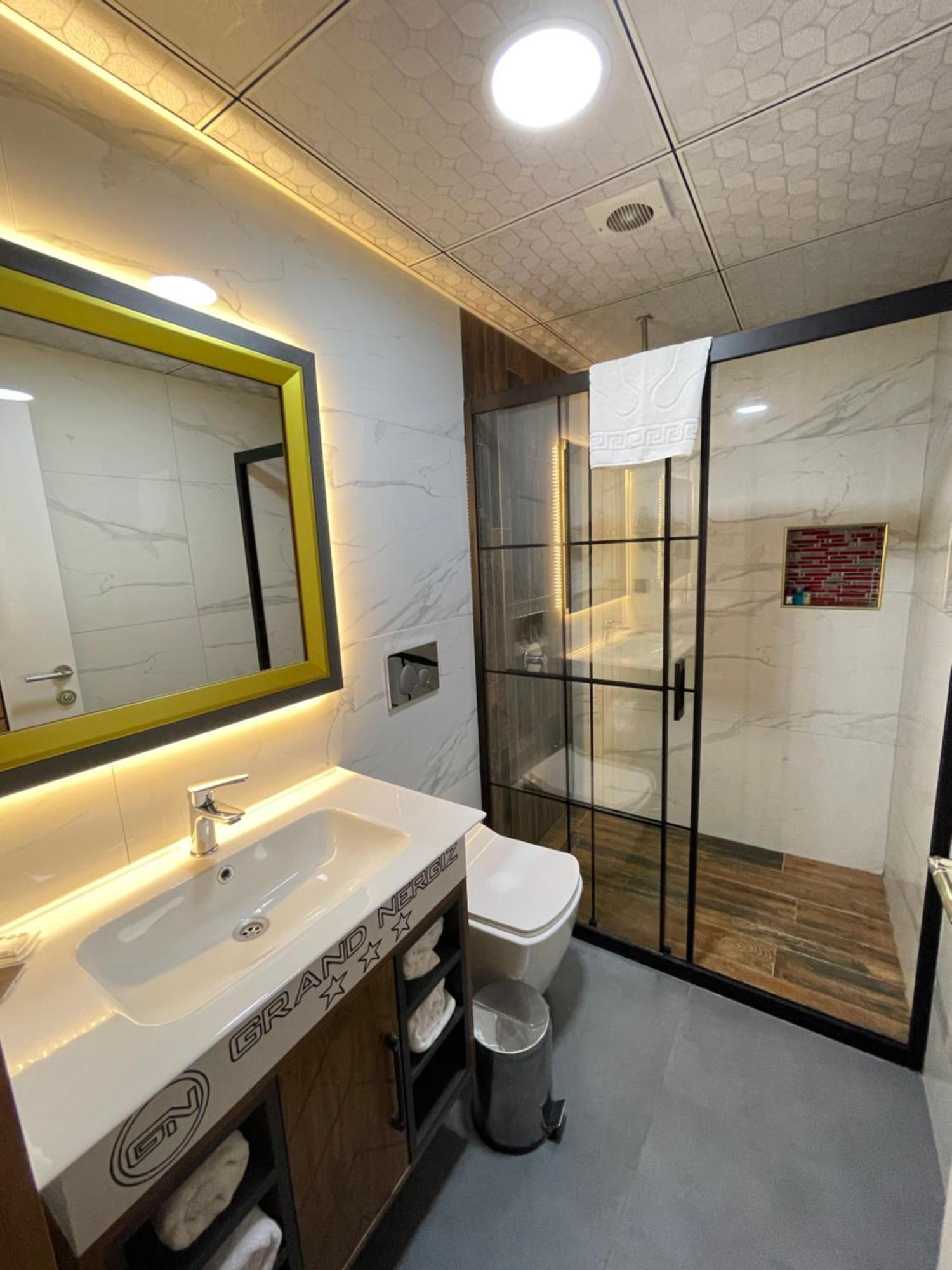 Grand Nergiz Otel アンタルヤ 部屋 写真